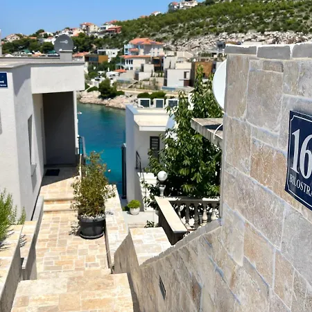 Katarina 普利莫顿